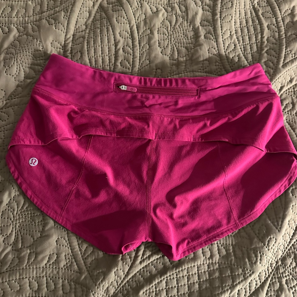 Lulu lemon speedy 2.5” shorts
